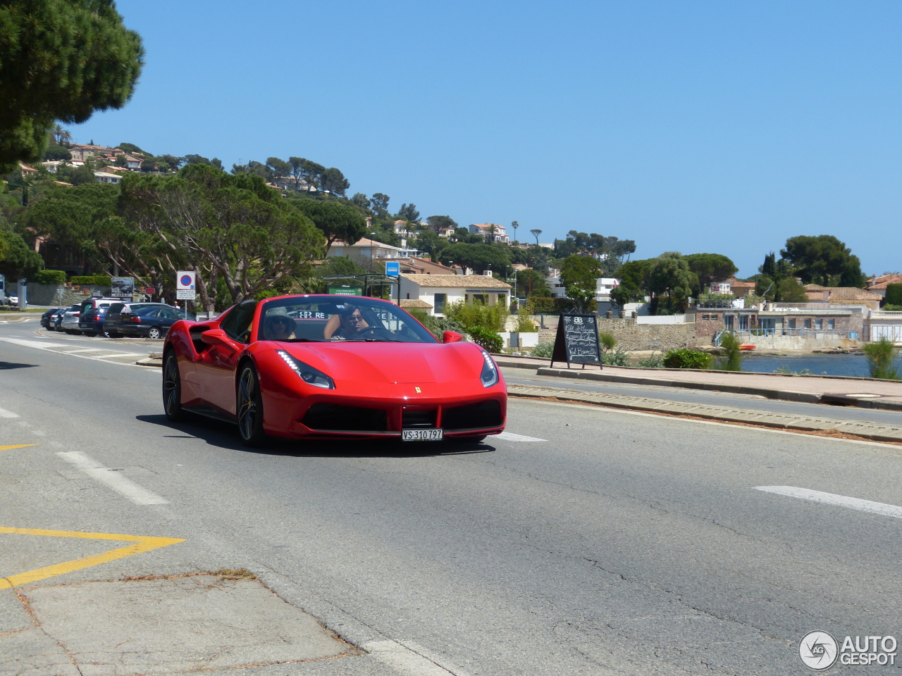 Ferrari 488 Spider