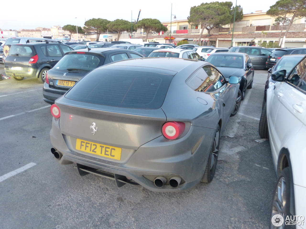 Ferrari FF