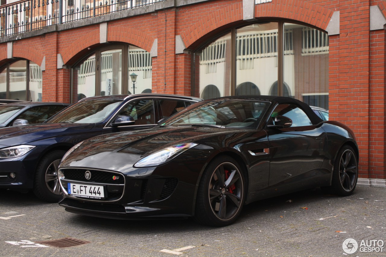 Jaguar F-TYPE S Convertible