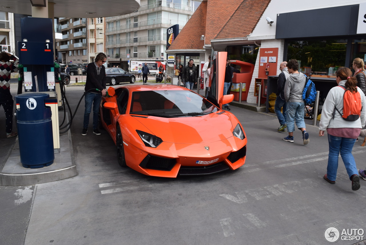 Lamborghini Aventador LP700-4