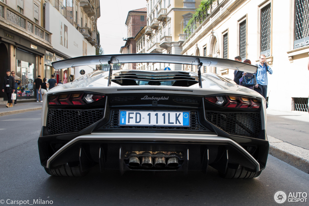 Lamborghini Aventador LP750-4 SuperVeloce