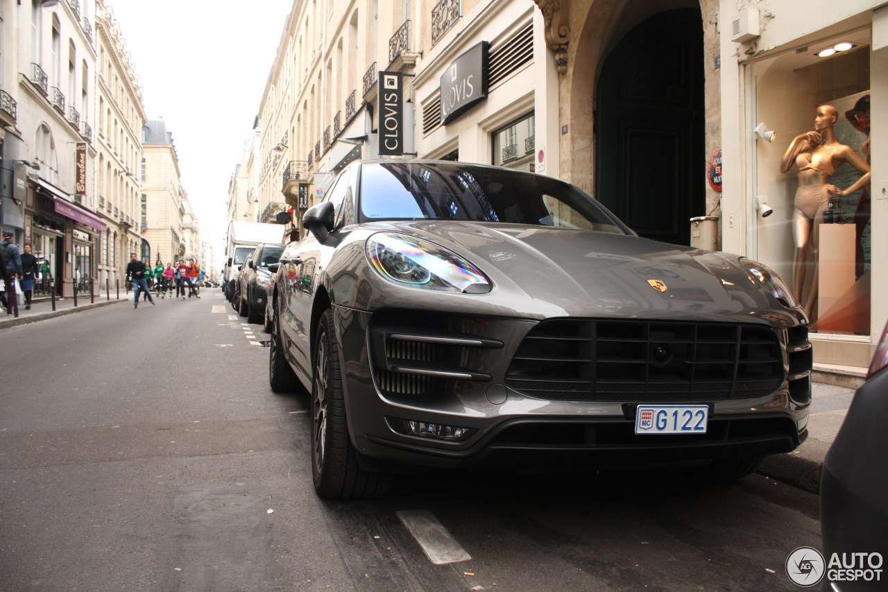 Porsche 95B Macan Turbo