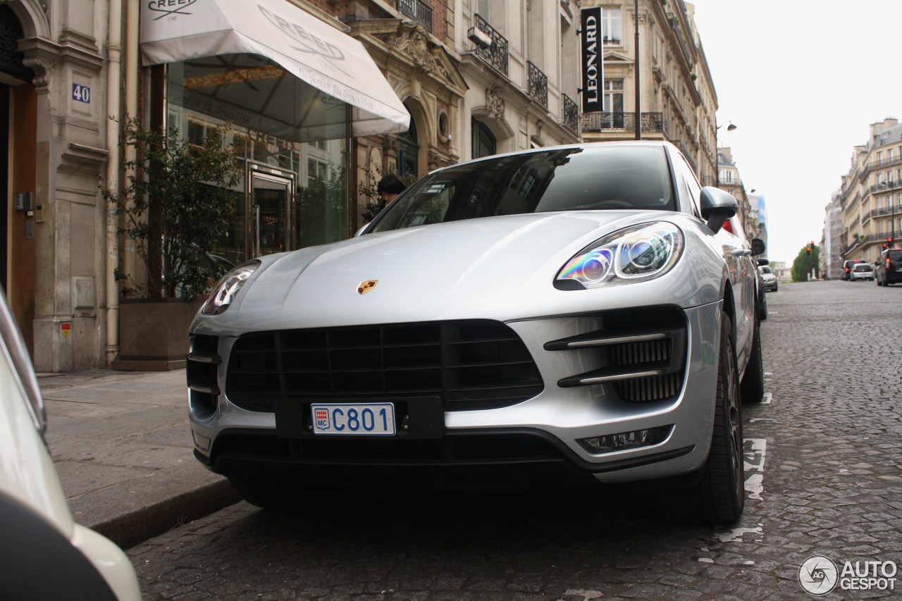 Porsche 95B Macan Turbo