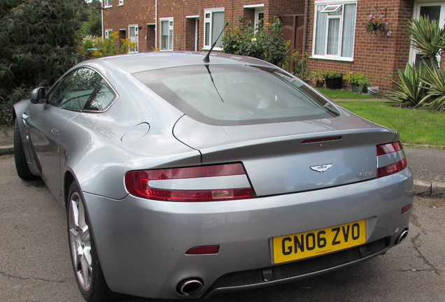 Aston Martin V8 Vantage