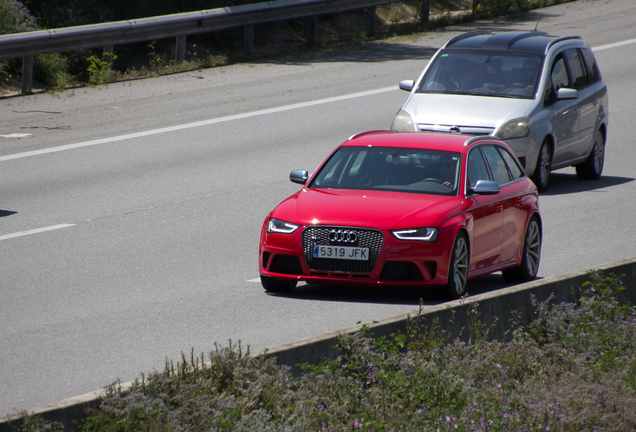 Audi RS4 Avant B8