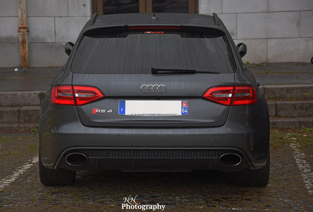 Audi RS4 Avant B8