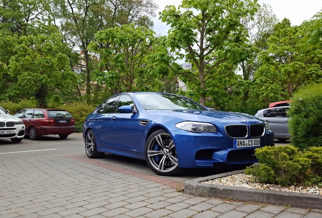 BMW M5 F10 2011