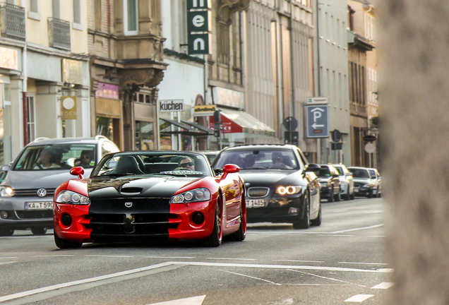 Dodge Viper SRT-10 Roadster 2003