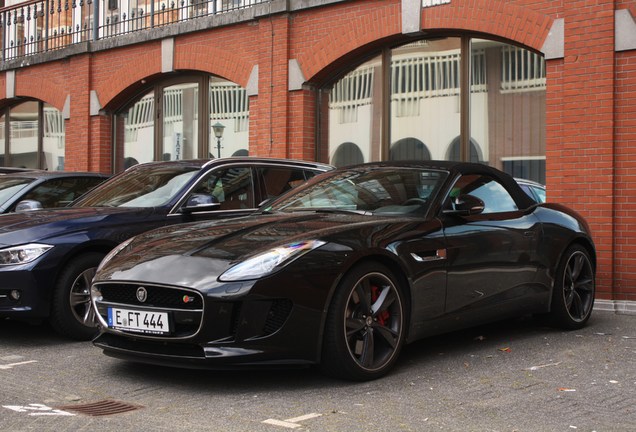 Jaguar F-TYPE S Convertible