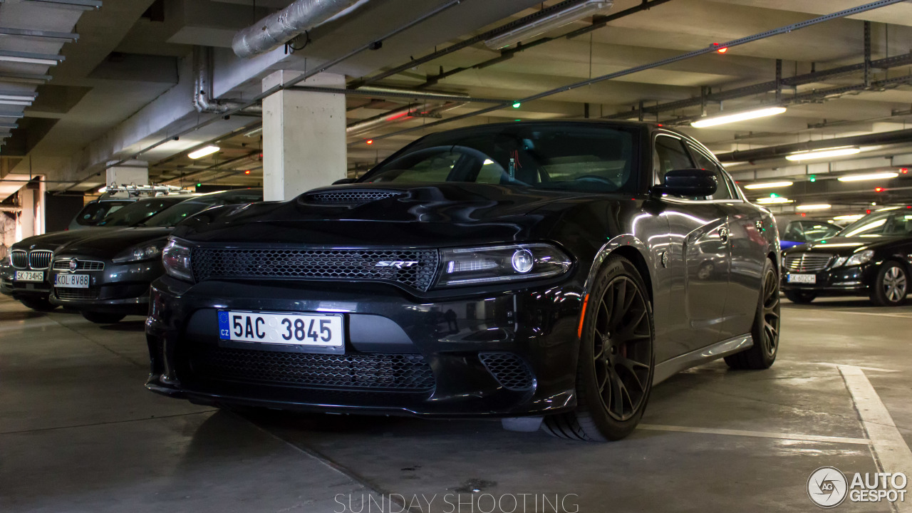 Dodge Charger SRT Hellcat