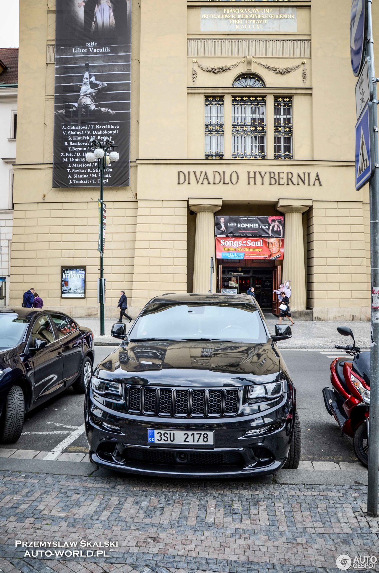 Jeep Grand Cherokee SRT 2013