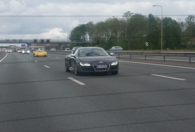 Audi R8 V10