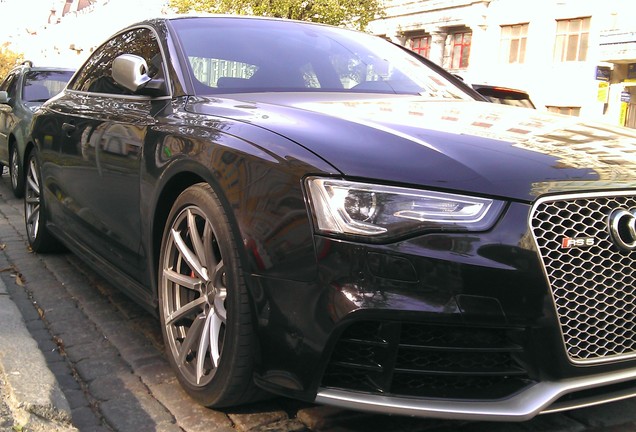 Audi RS5 B8 2012