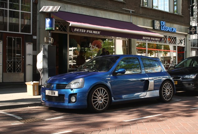 Renault Clio V6 Phase II