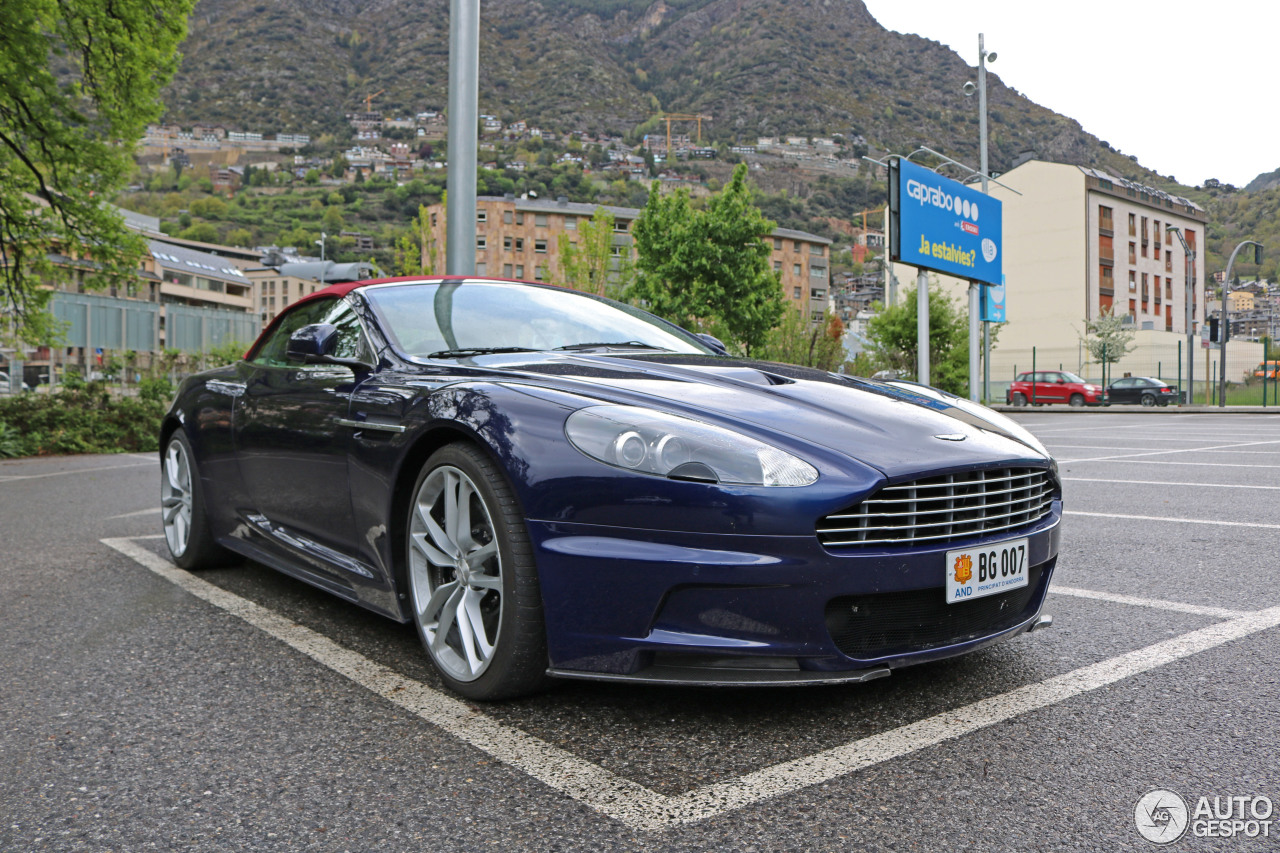 Aston Martin DBS Volante