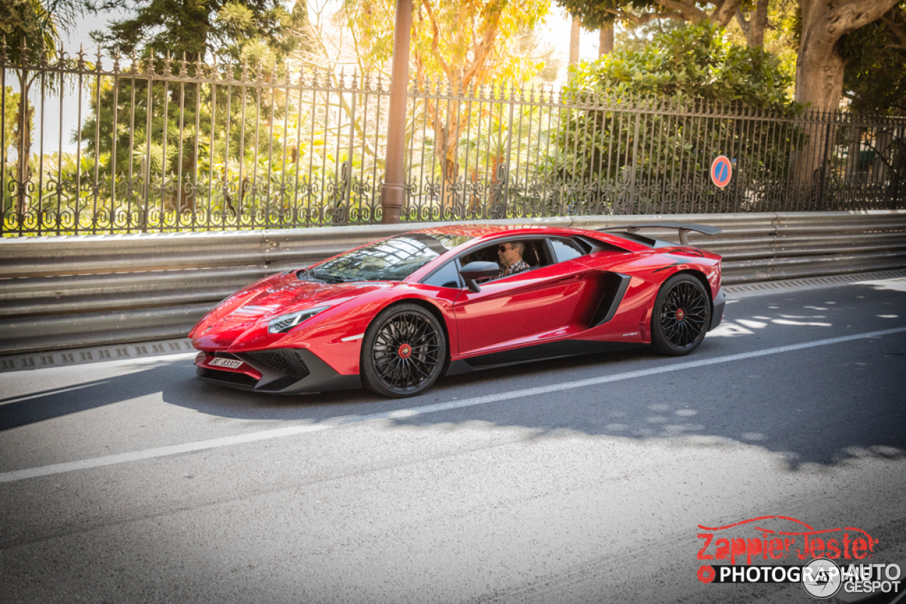 Lamborghini Aventador LP750-4 SuperVeloce