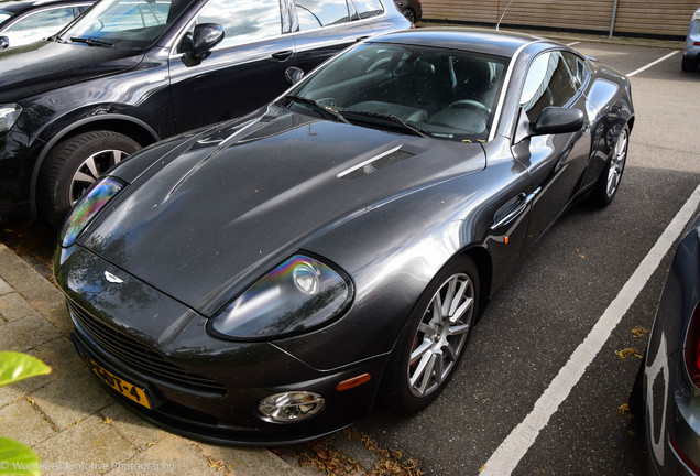 Aston Martin Vanquish S