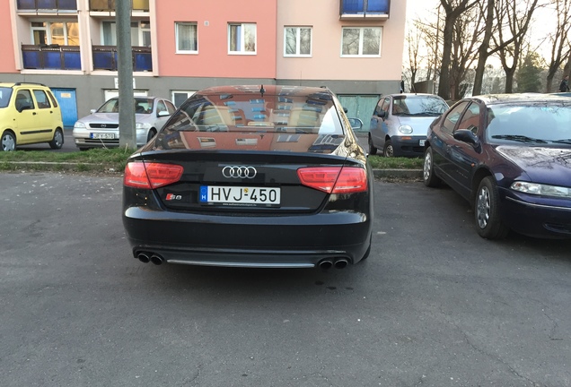 Audi S8 D4