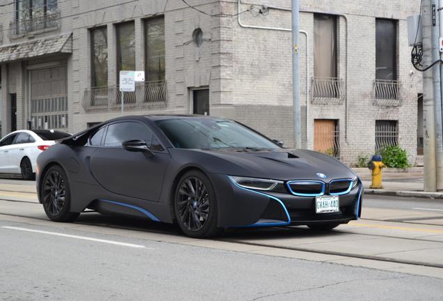 BMW i8