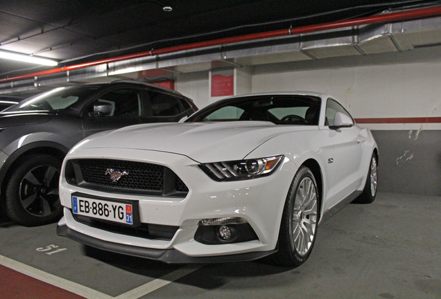 Ford Mustang GT 2015