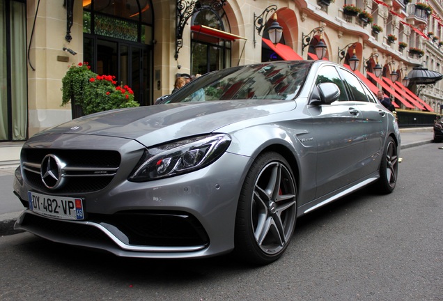 Mercedes-AMG C 63 S W205