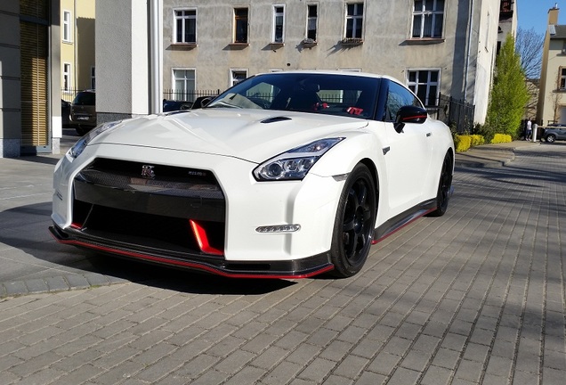 Nissan GT-R 2011 Nismo