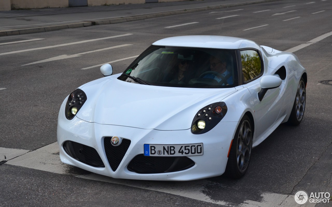 Alfa Romeo 4C Coupé