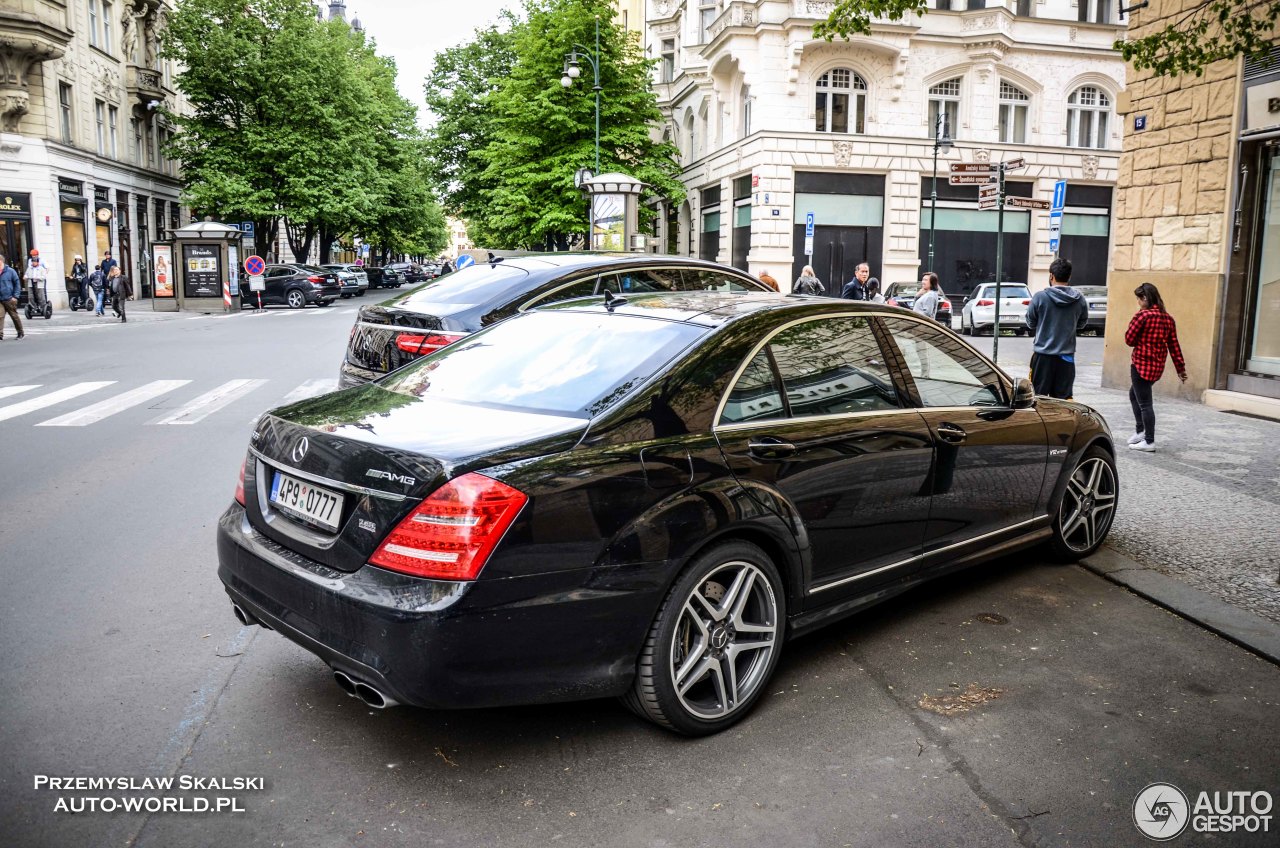 Mercedes-Benz S 65 AMG V221 2010