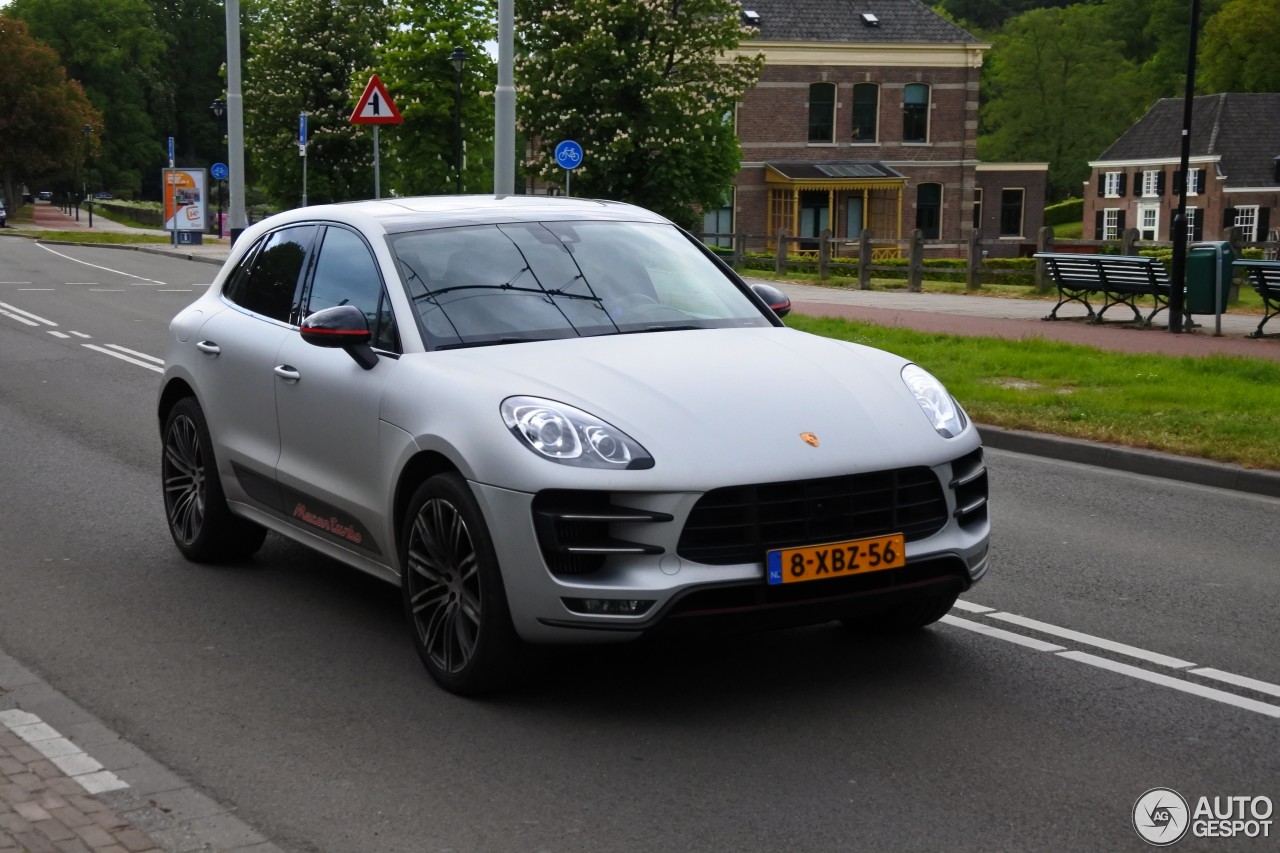 Porsche 95B Macan Turbo