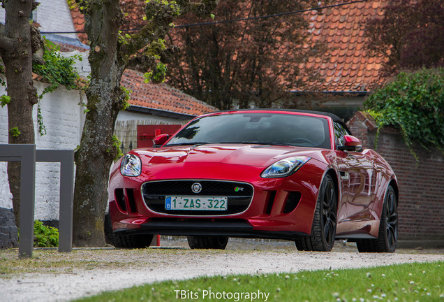 Jaguar F-TYPE R Convertible