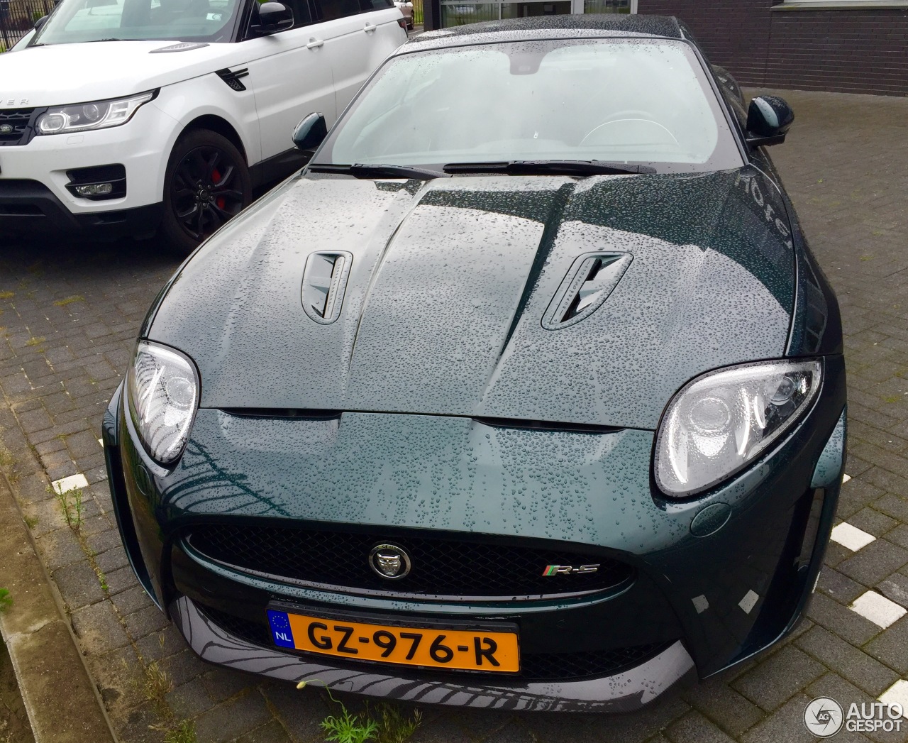 Jaguar XKR-S 2012