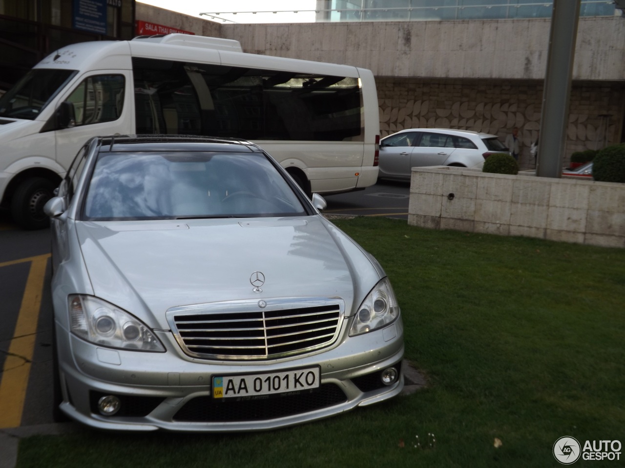 Mercedes-Benz S 63 AMG W221