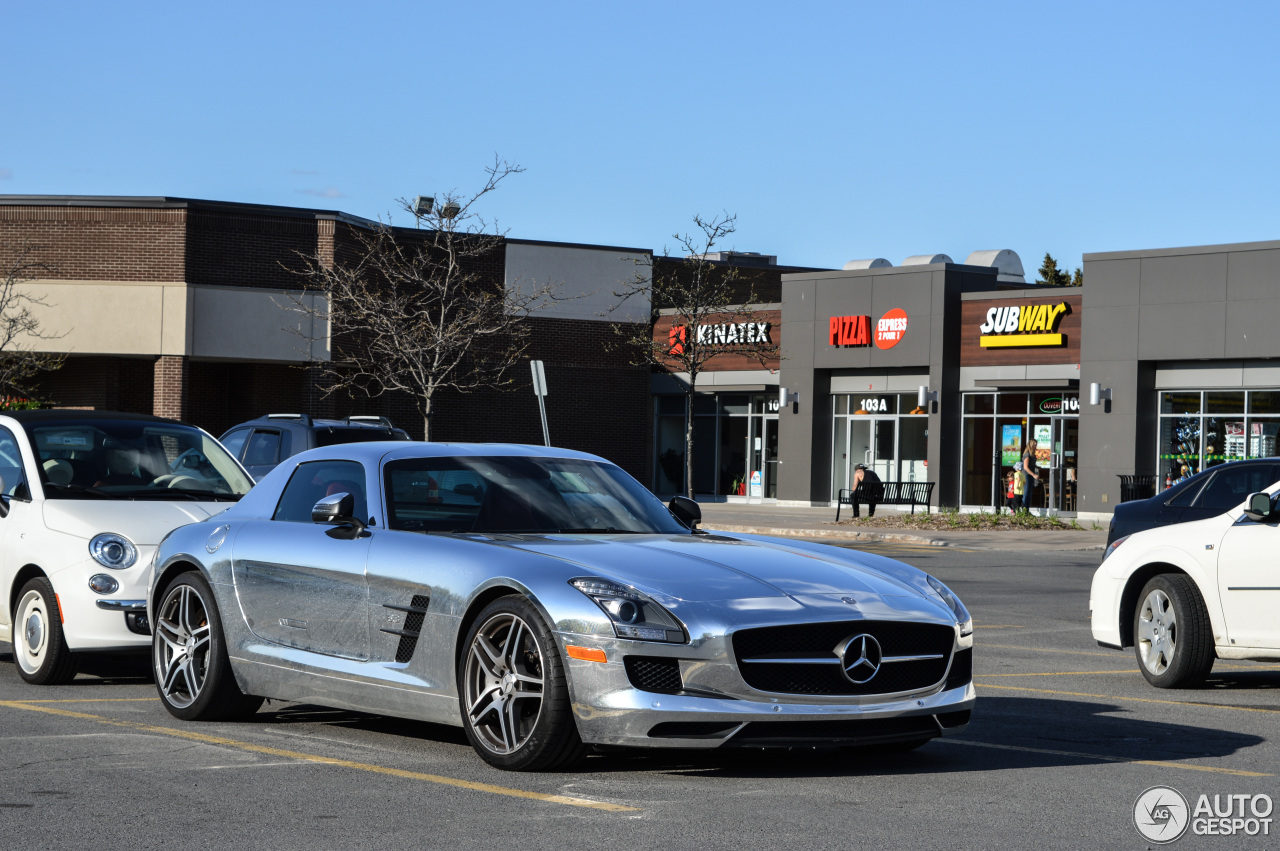 Mercedes-Benz SLS AMG