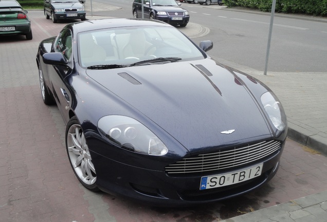 Aston Martin DB9