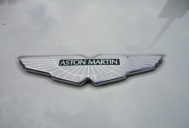 Aston Martin DB9