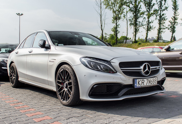 Mercedes-AMG C 63 S W205