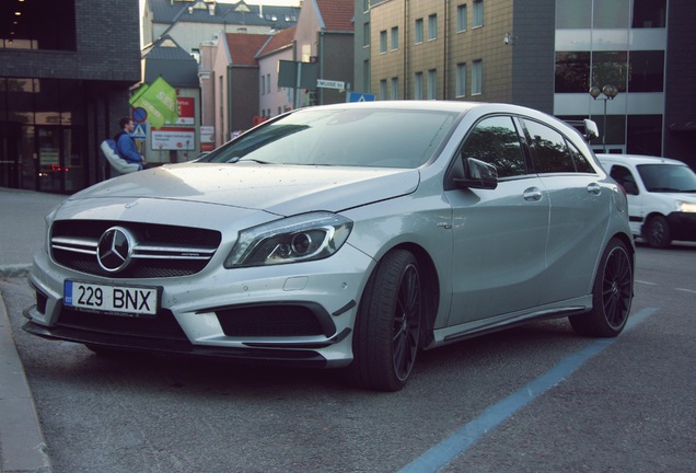 Mercedes-Benz A 45 AMG