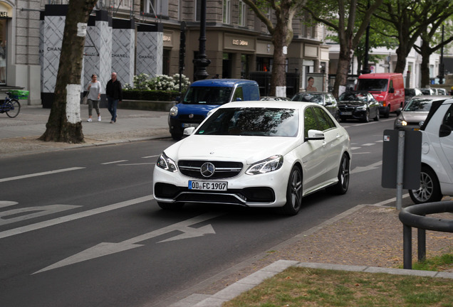 Mercedes-Benz E 63 AMG S W212