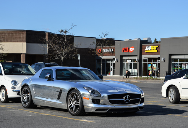 Mercedes-Benz SLS AMG