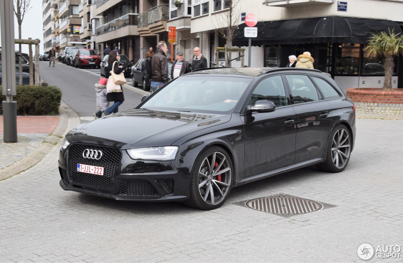 Audi RS4 Avant B8