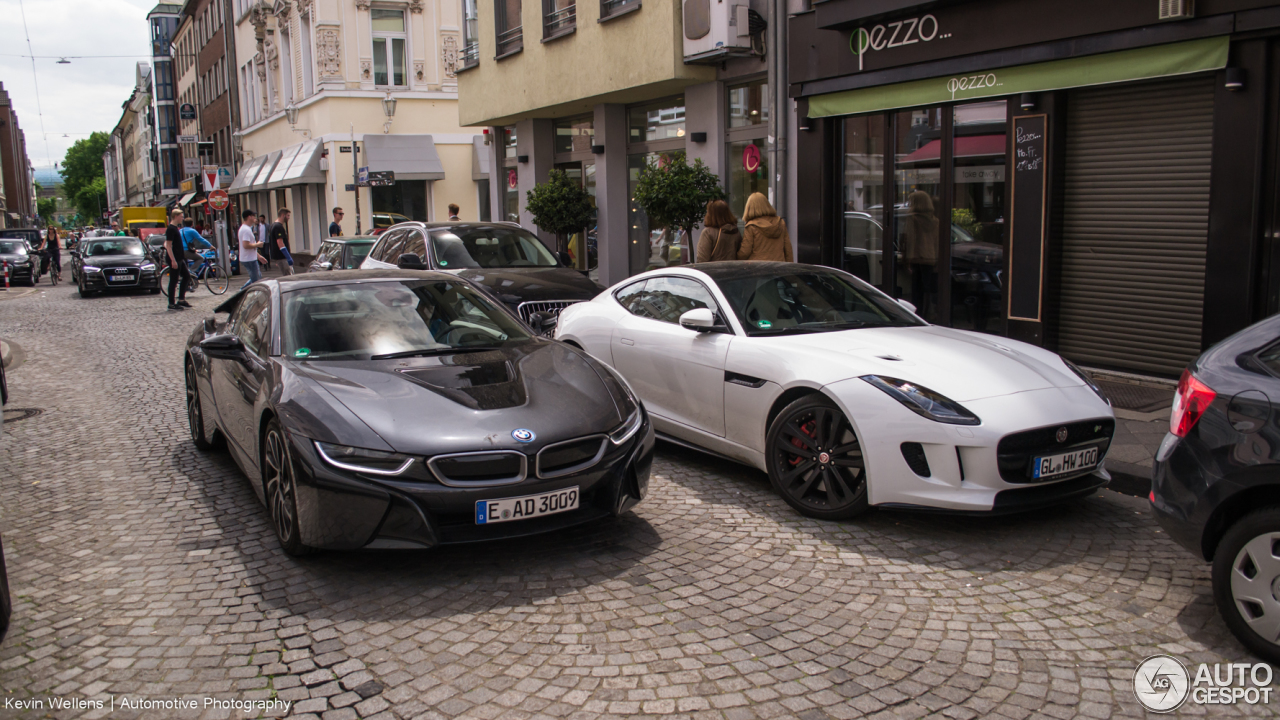 Jaguar F-TYPE R AWD Coupé