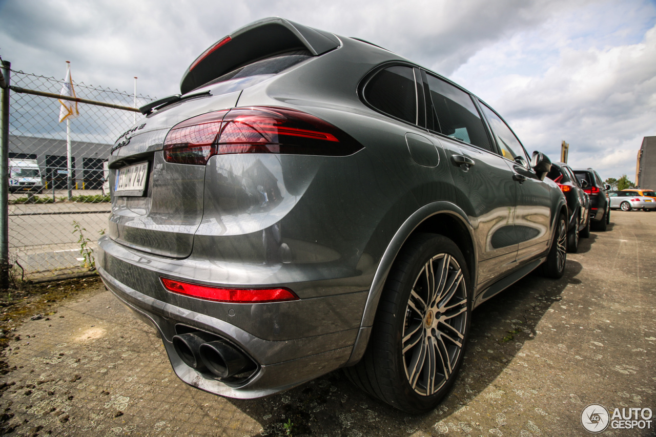 Porsche 958 Cayenne Turbo S MkII