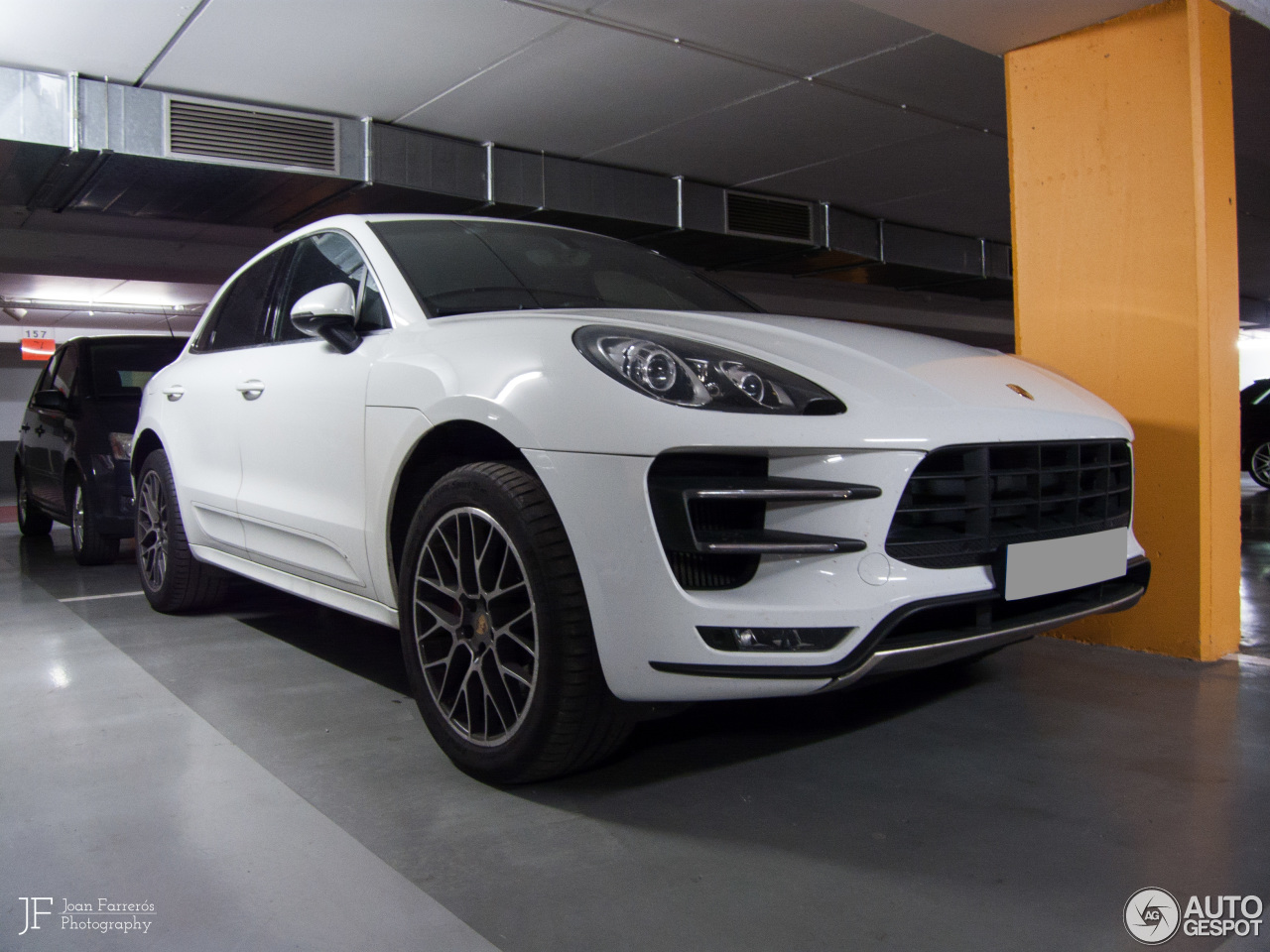 Porsche 95B Macan Turbo