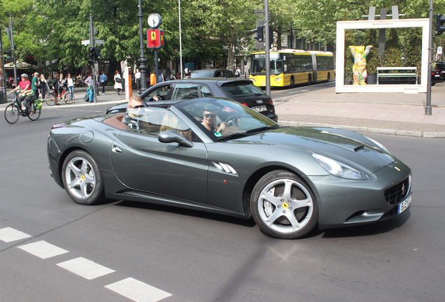 Ferrari California