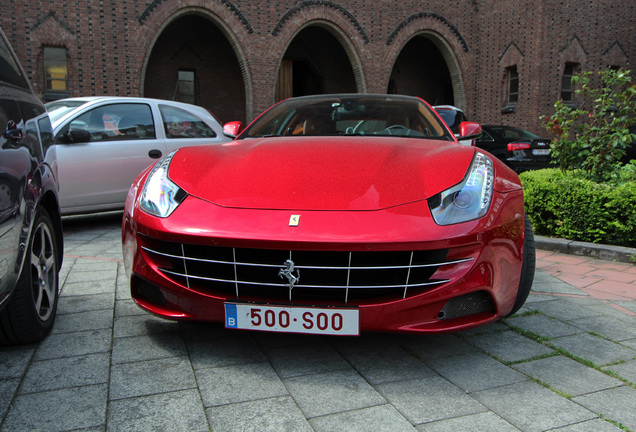 Ferrari FF