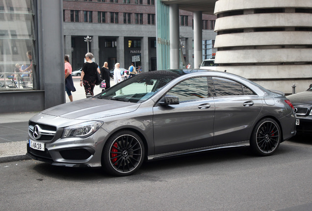 Mercedes-AMG CLA 45 C117