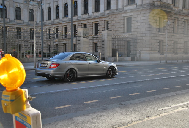 Mercedes-Benz C 63 AMG Edition 507