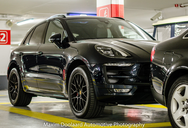 Porsche 95B Macan GTS