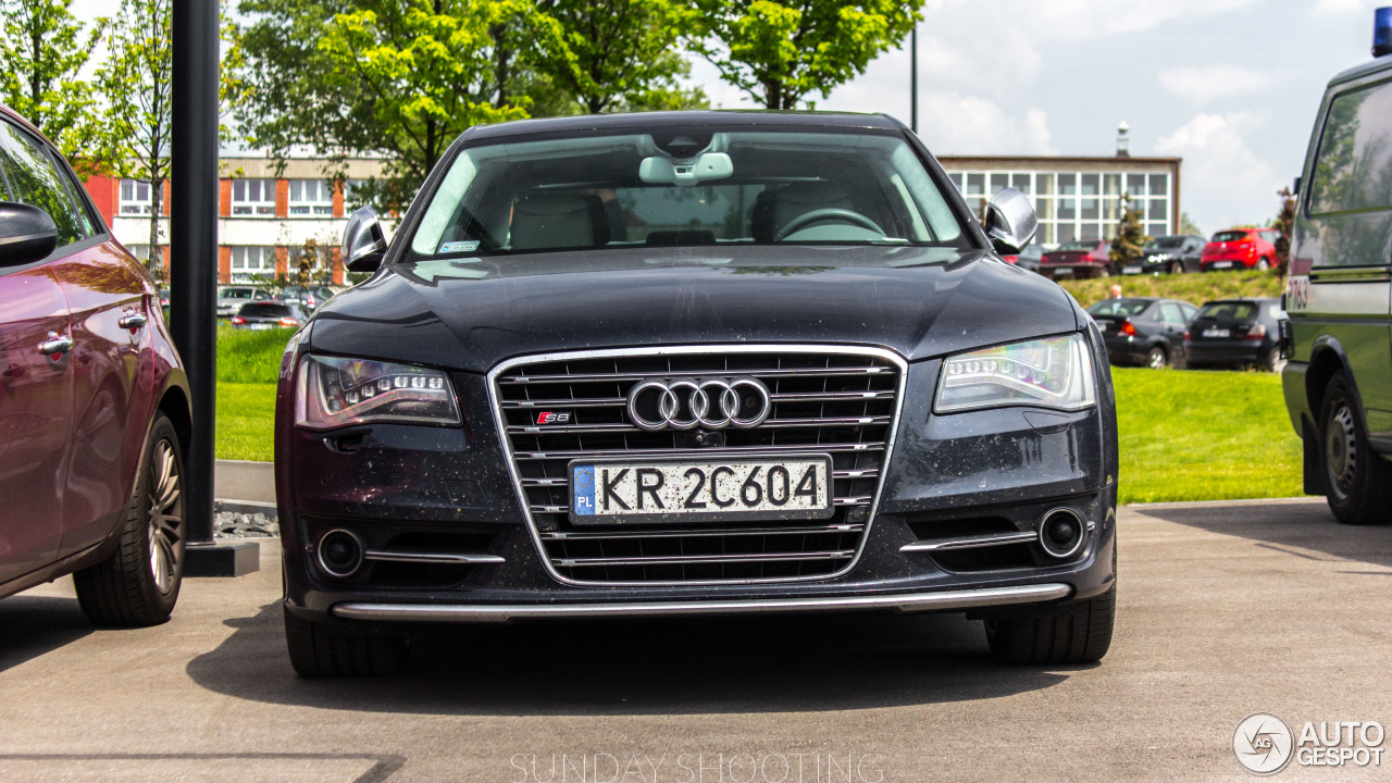 Audi S8 D4