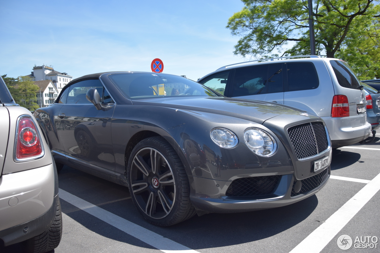 Bentley Continental GTC V8